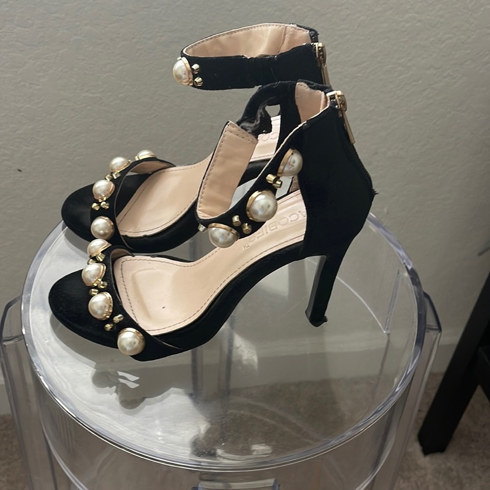 Party shoes size 6